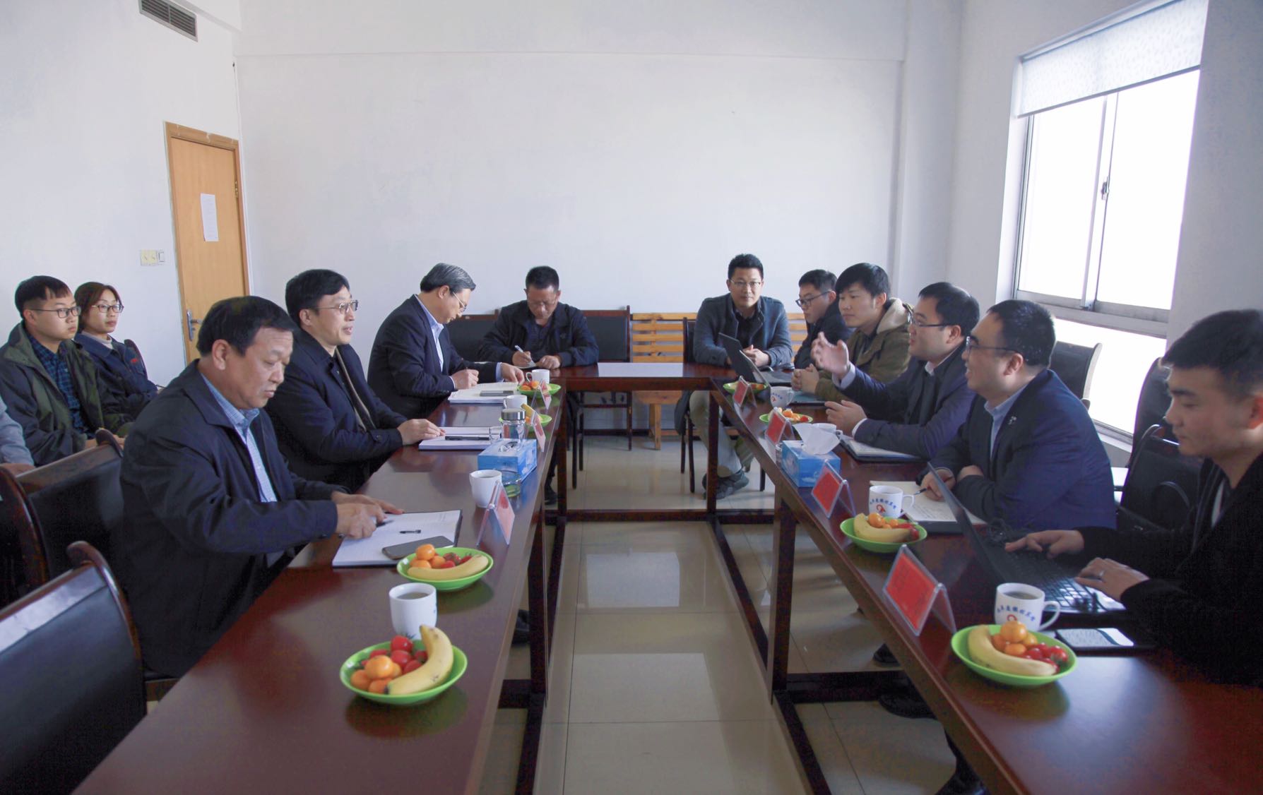 1552715864135451.jpg 聚会1.jpg