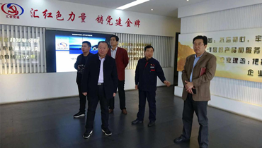 ���л�𡢶���Դ����չ������������������������������