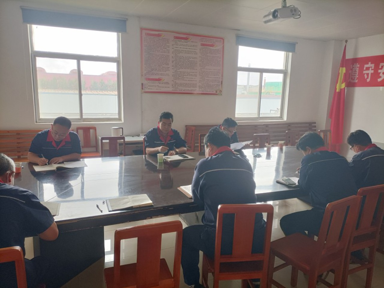 1663401233621040846.png 图片1.png